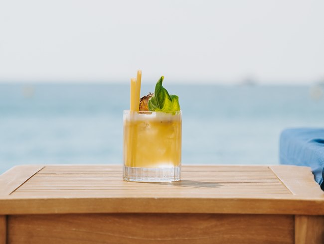 Lie down, with rhythm!